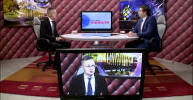 Közéleti kerekasztal - Szijjártó Péter
